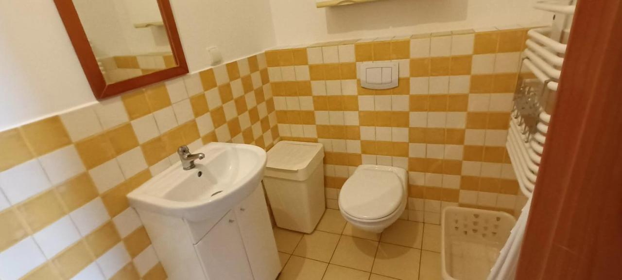 Alte Schule Am See ビスクピエツ エクステリア 写真